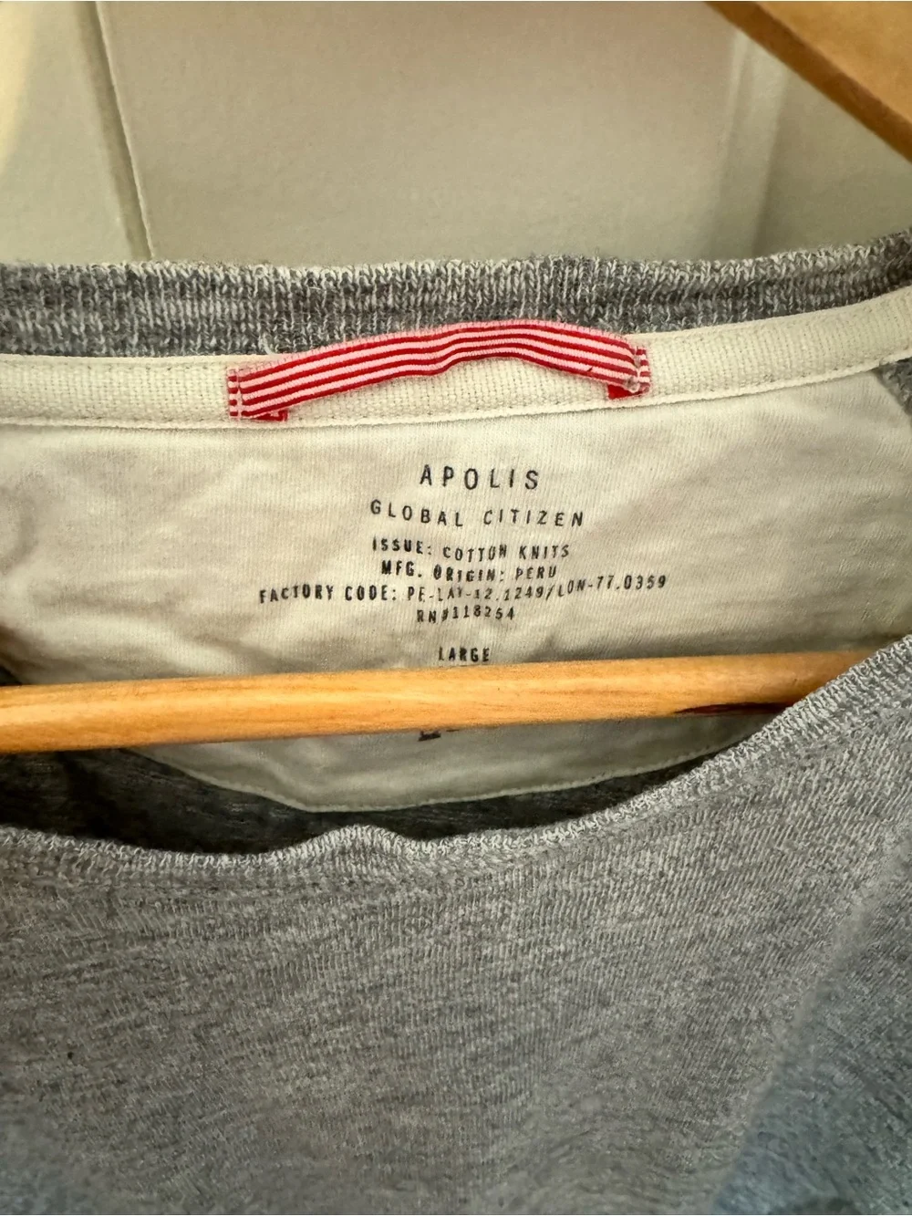 Men's Crewneck Long-Sleeve Sweater in Heather Grey